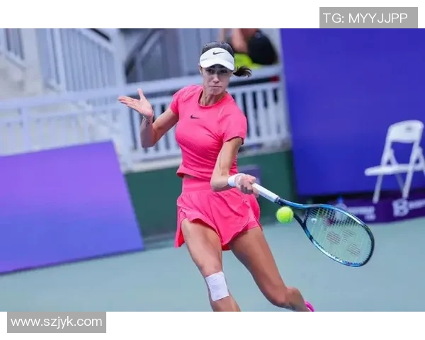 广州网球队个人能力提升之路:聚焦网球运动员的成长与发展 广州网球队个人能力提升之路:聚焦网球运动员的成长与发展