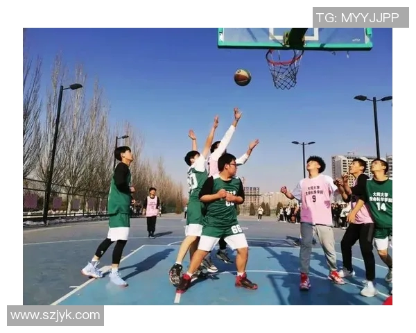 成都篮球队耐力训练的挑战与突破探讨 成都篮球队耐力训练的挑战与突破探讨